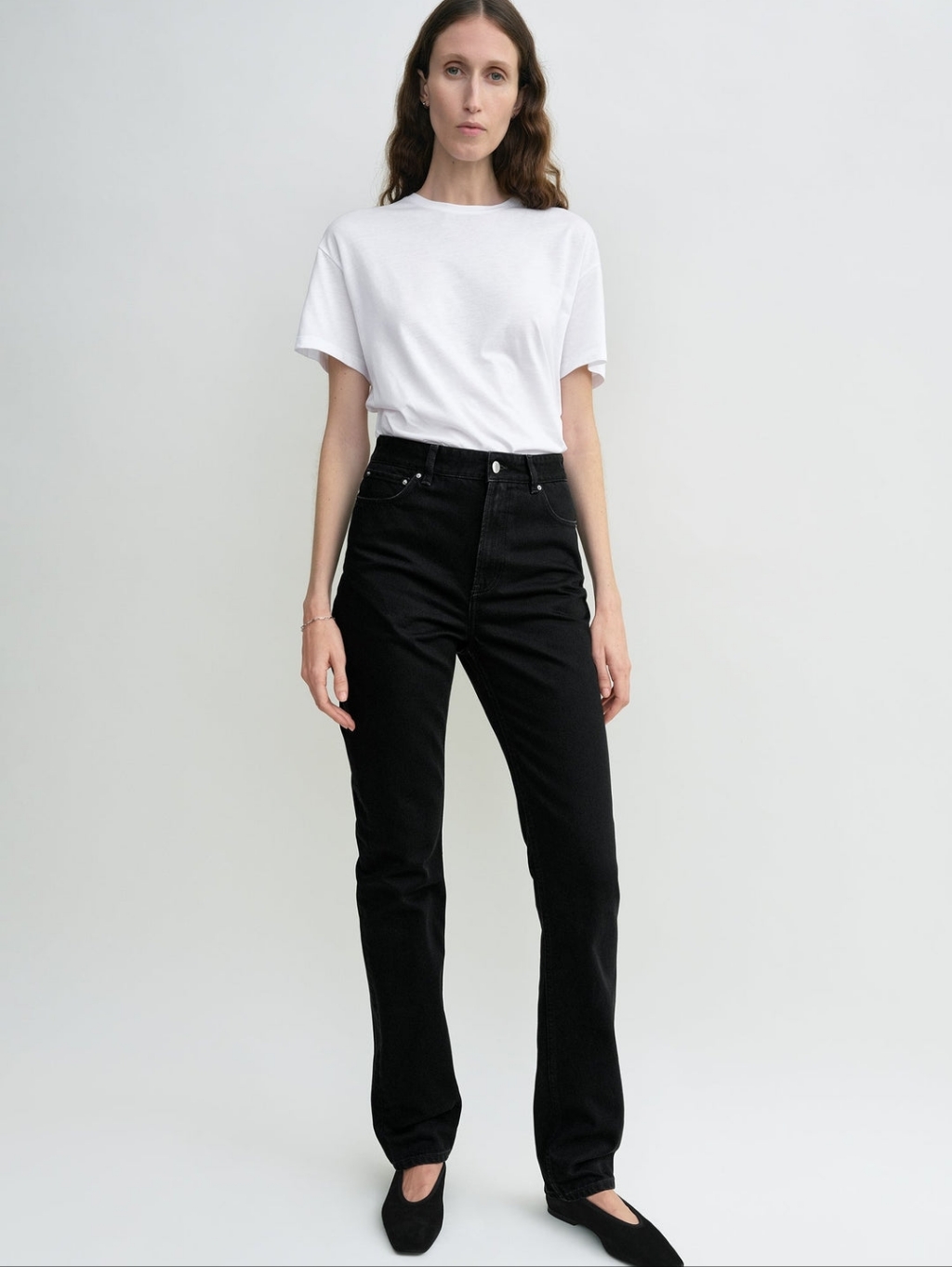 Toteme Regular Fot Slim Straight High Rise Jeans